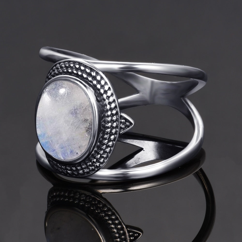 Bague en Argent et Pierre de Lune Bague en Argent et Pierre de Lune